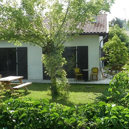 Agreable 3 Chambres Avec Beau Jardin Vakantiehuis